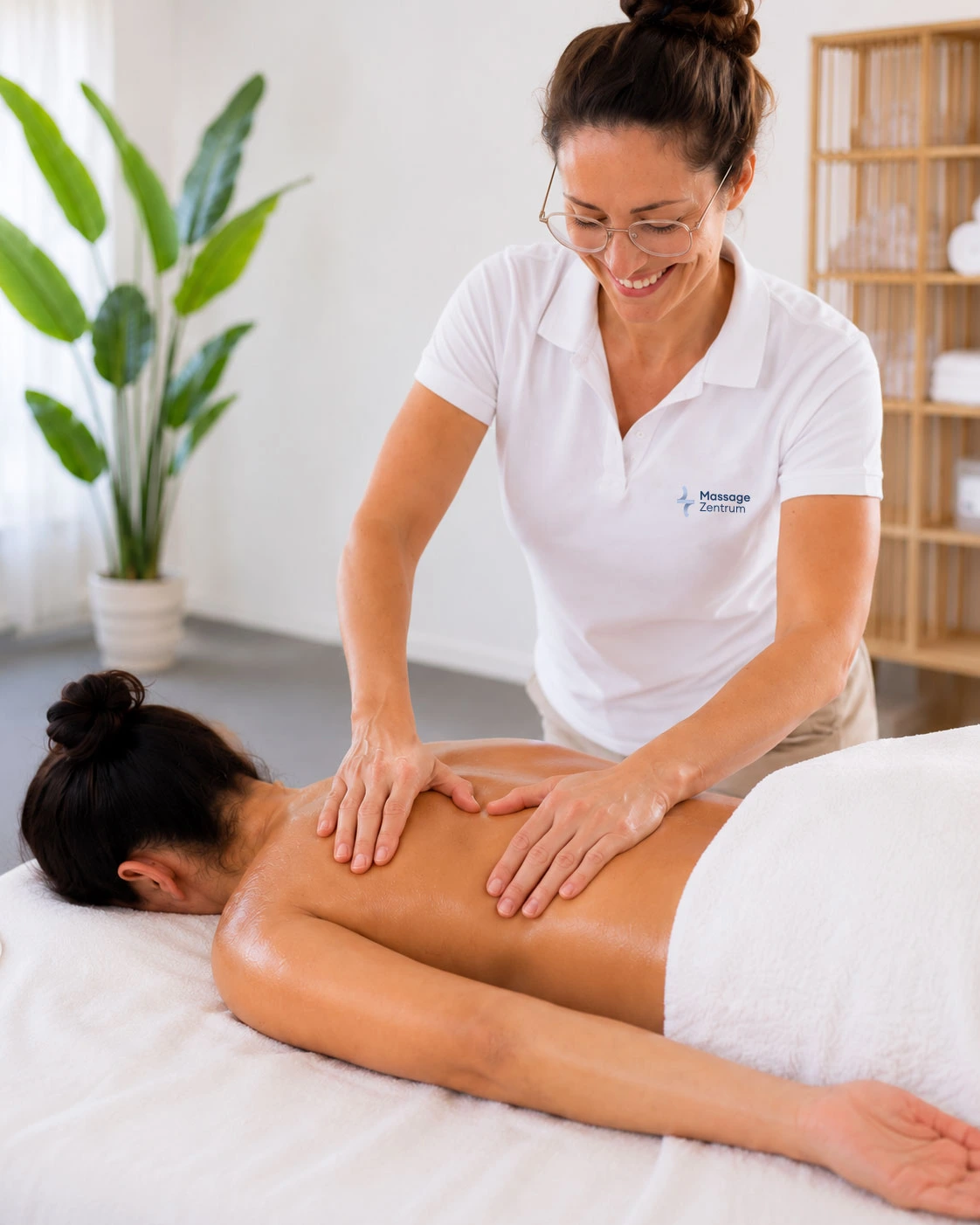 Therapeutische Massage in der Praxis am Aeschengraben 13 in Basel